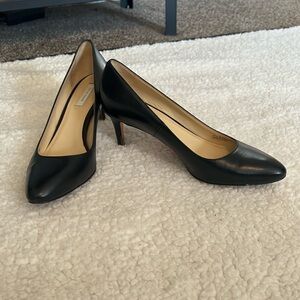 Cole Hann Black Pumps